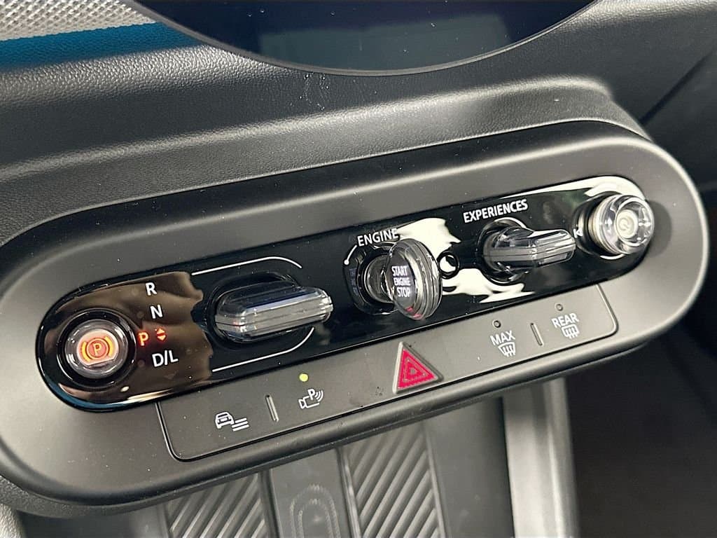 2025 MINI COOPER - Image 16