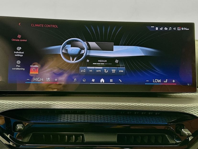 2026 BMW i4 - Image 14