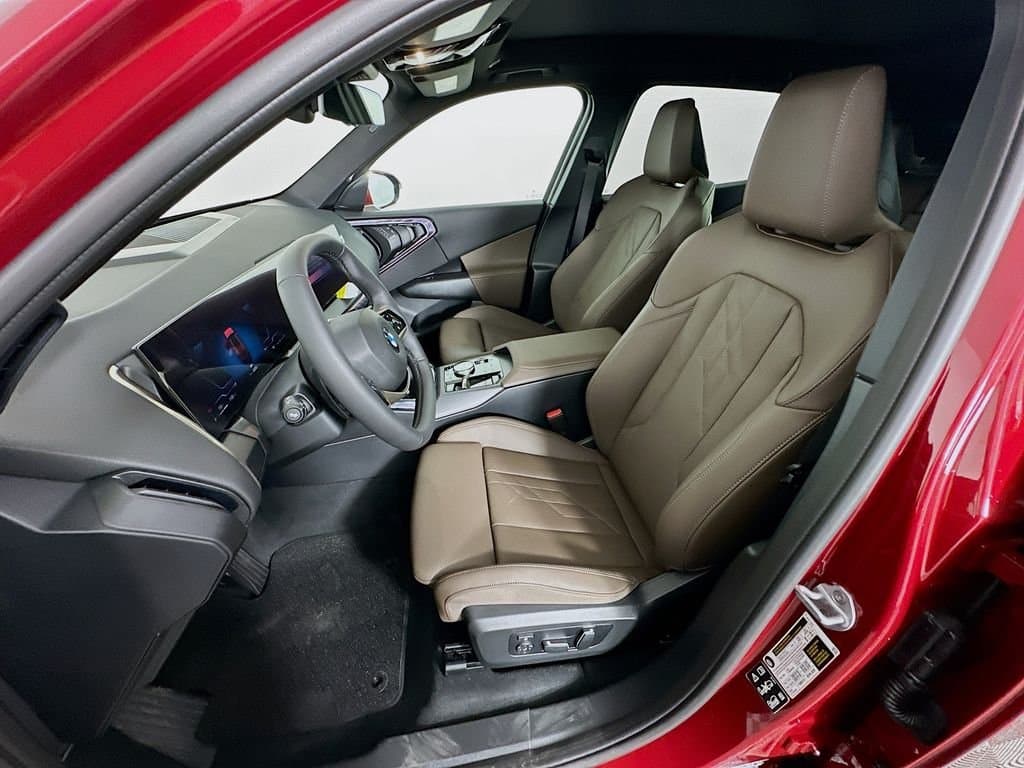 2025 BMW X3 - Image 16