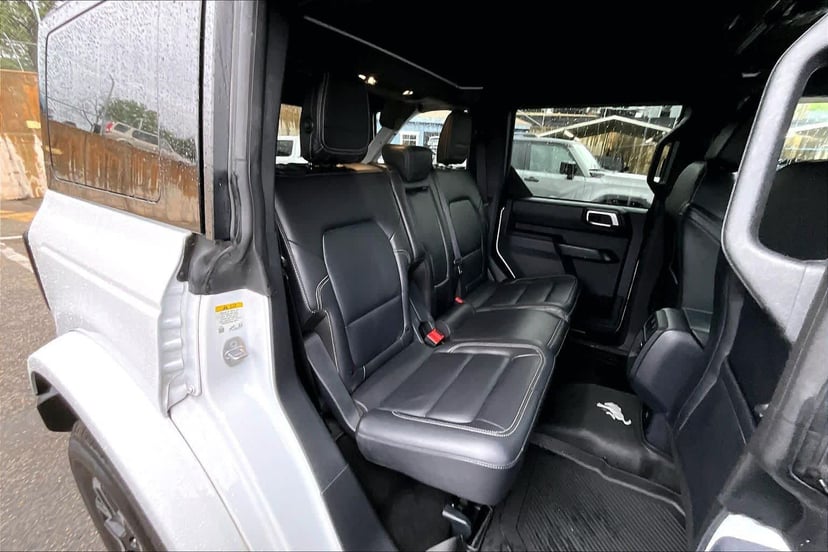 2025 Ford Bronco - Image 20