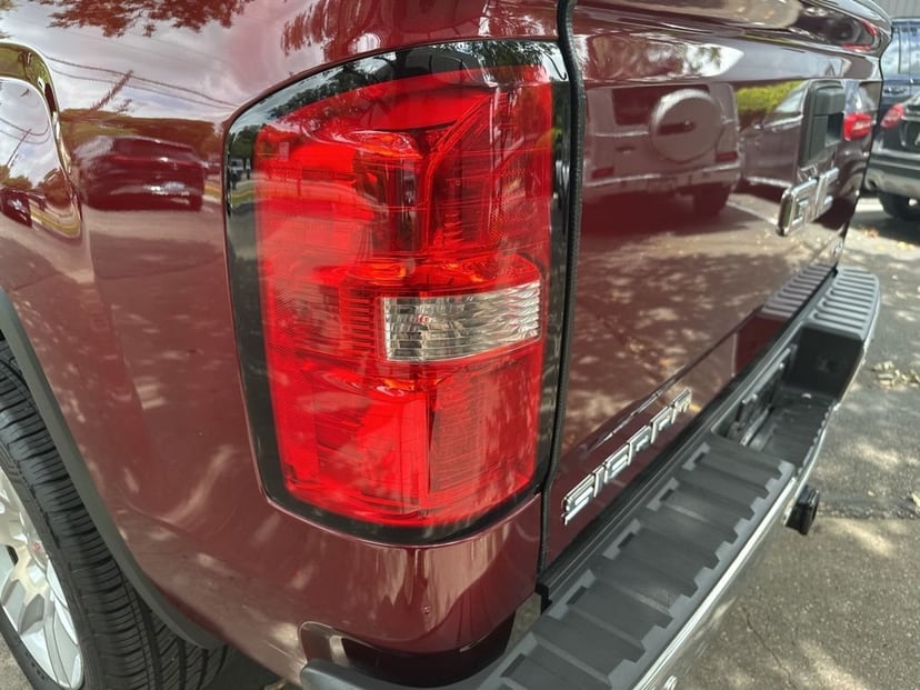 2016 GMC Sierra 1500 - Image 23