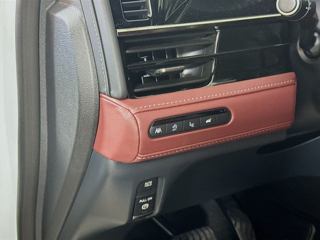 2026 INFINITI QX80 - Image 11