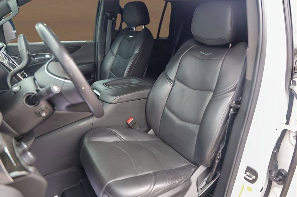 2020 Cadillac Escalade - Image 7