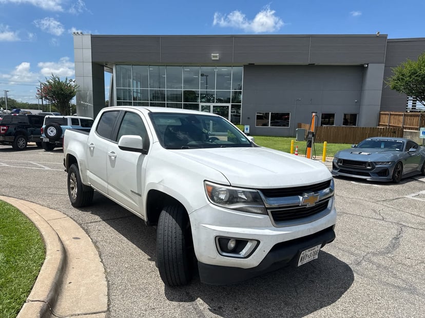 2018 Chevrolet Colorado - Image 2