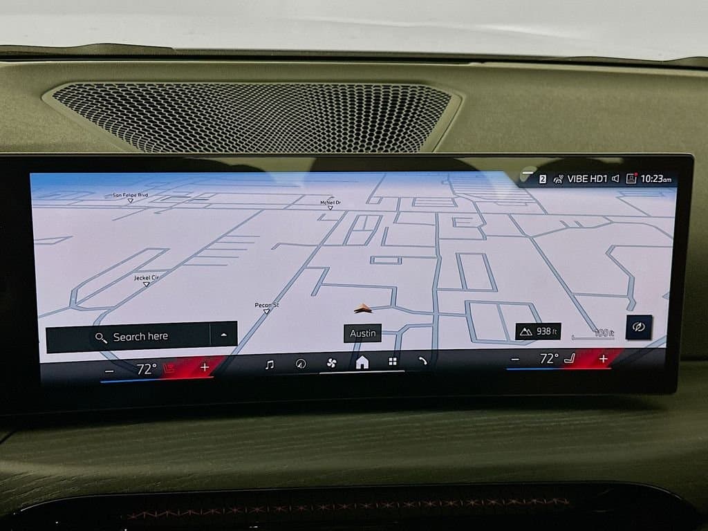 2026 BMW 3 Series - Image 12