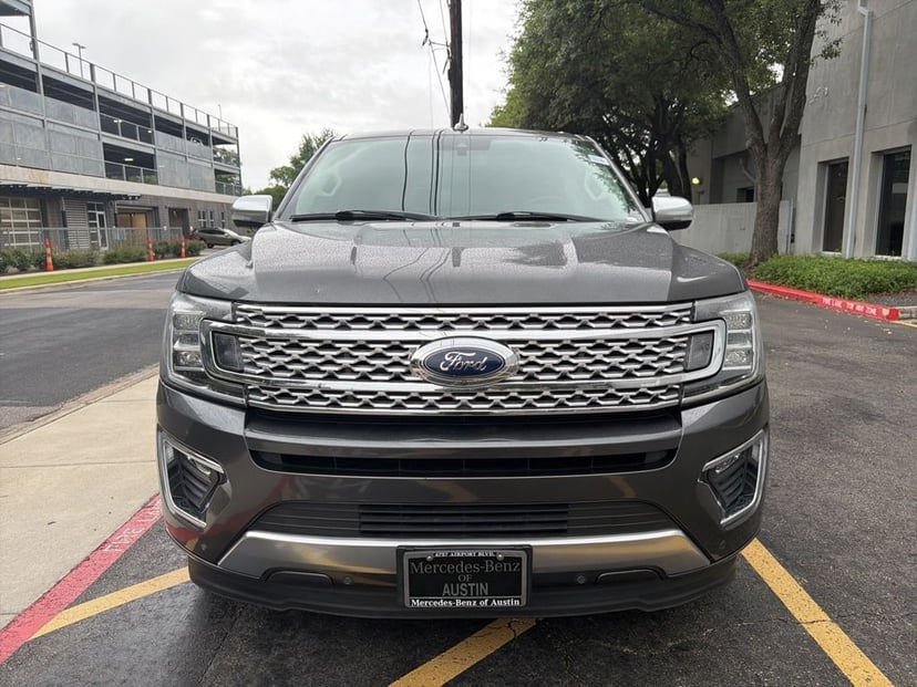 2019 Ford Expedition - Image 2