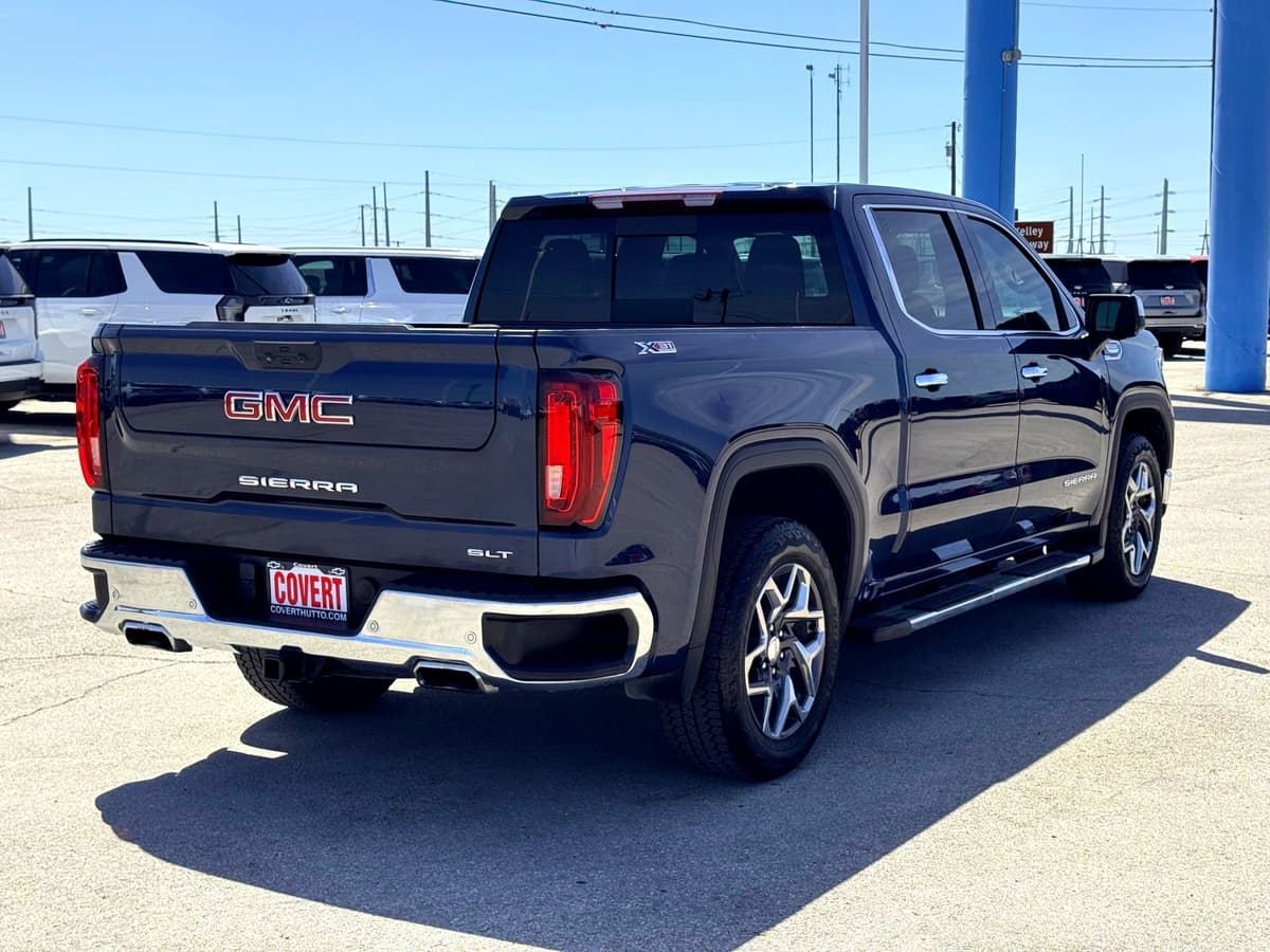 2023 GMC Sierra 1500 - Image 7