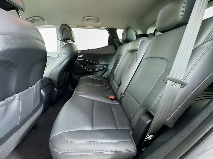 2017 Hyundai Santa Fe Sport - Image 30