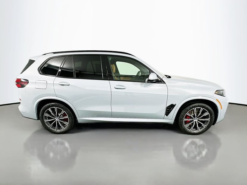 2026 BMW X5 - Image 2