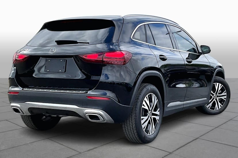 2025 Mercedes-Benz GLA 250 - Image 13