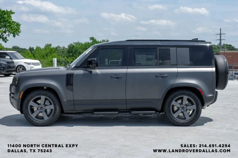2026 Land Rover Defender 110 - Image 11