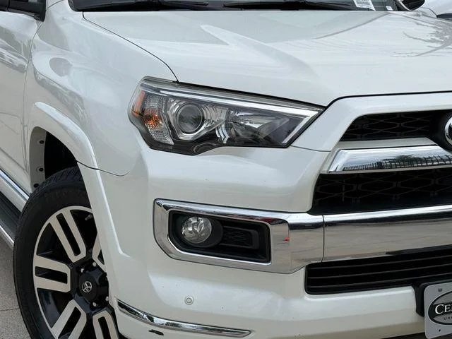2017 Toyota 4Runner - Image 32