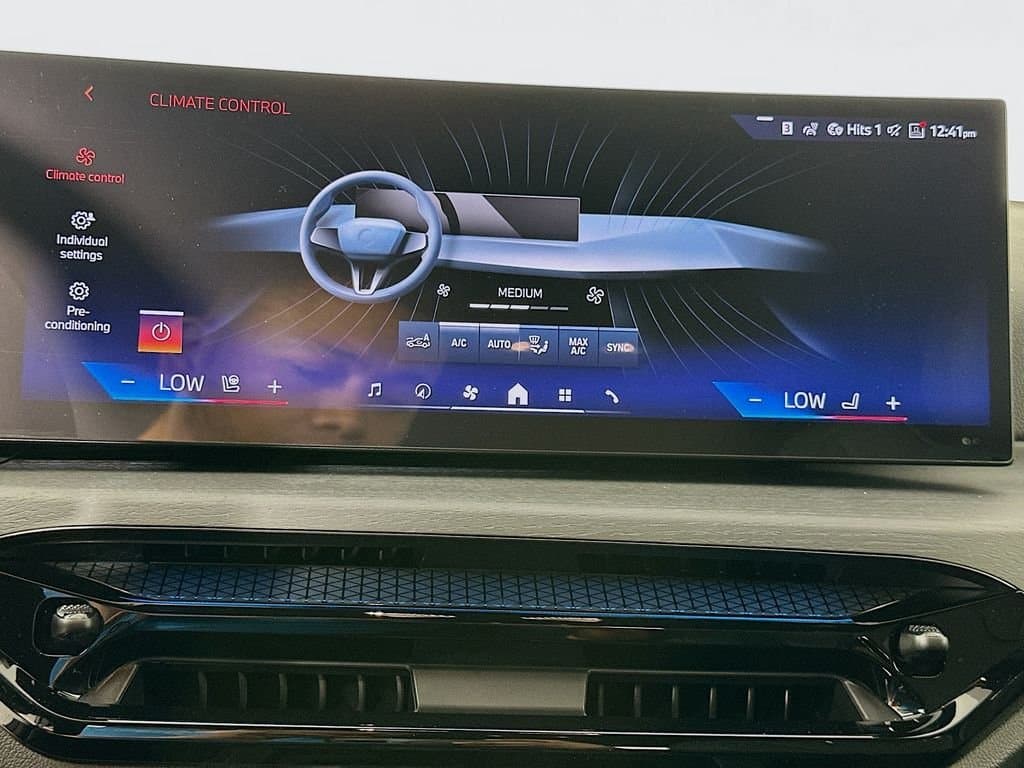 2026 BMW i4 - Image 14