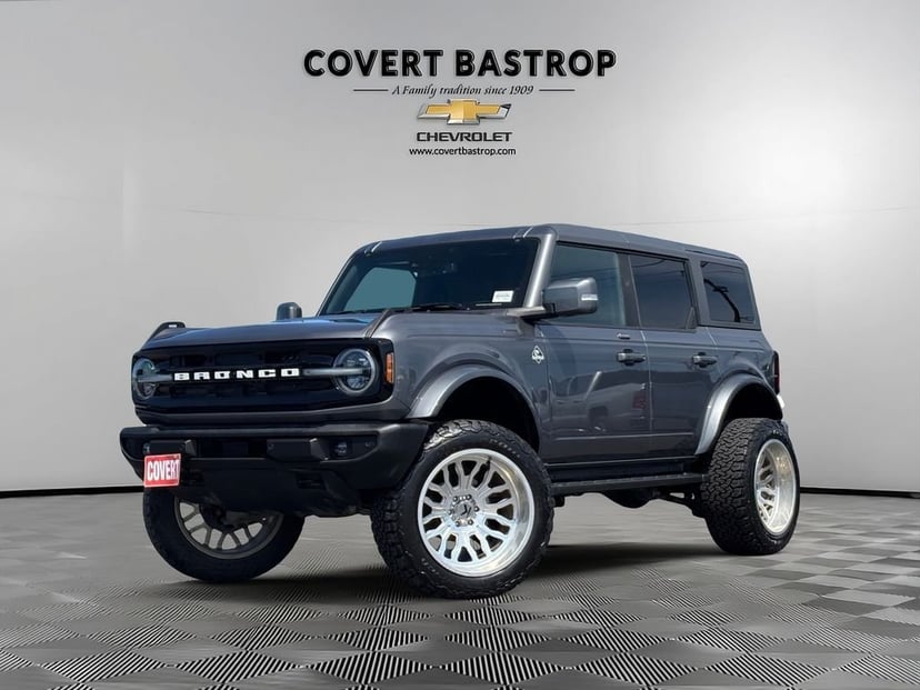 2023 Ford Bronco - Image 1