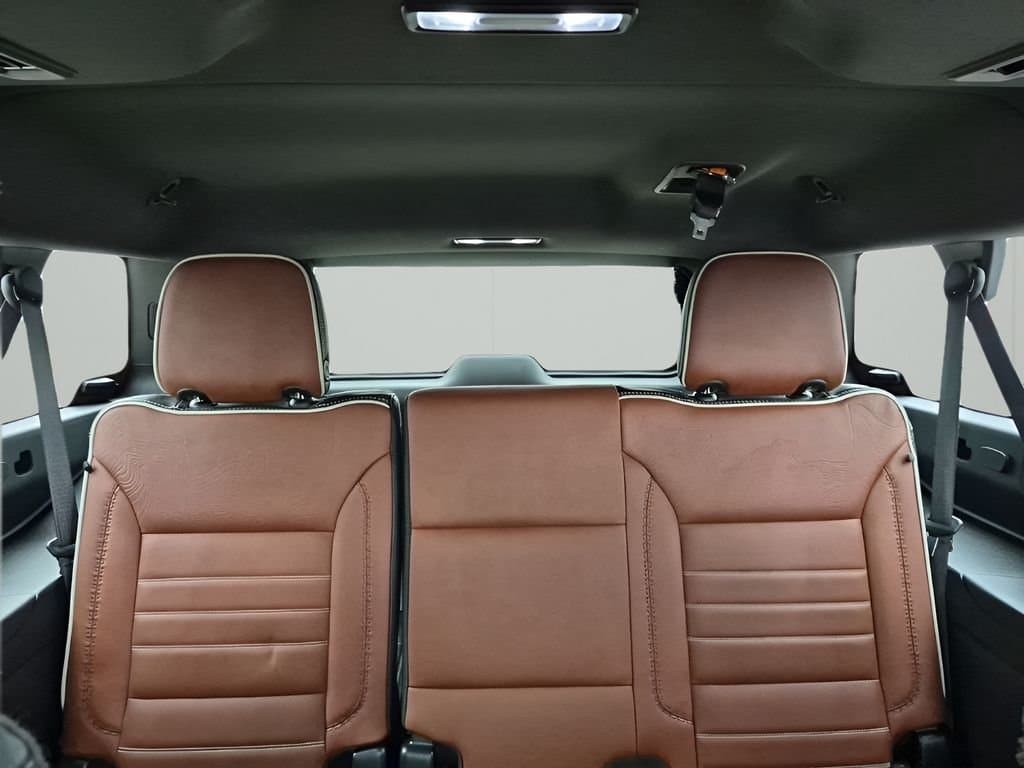 2023 GMC Yukon XL - Image 26