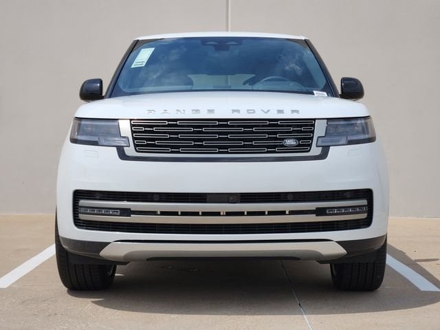 2026 Land Rover Range Rover - Image 2