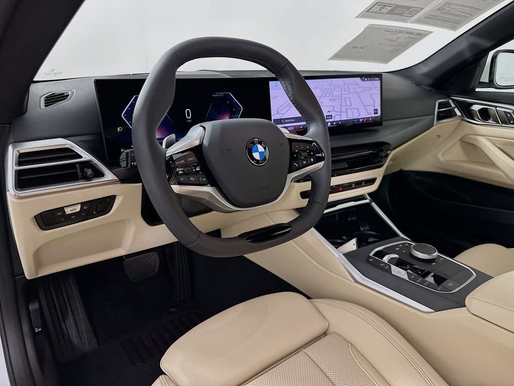 2025 BMW 4 Series - Image 9
