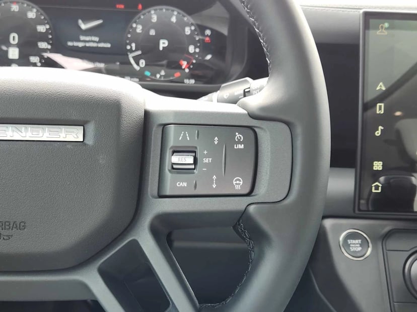 2026 LAND ROVER Defender 130 - Image 28