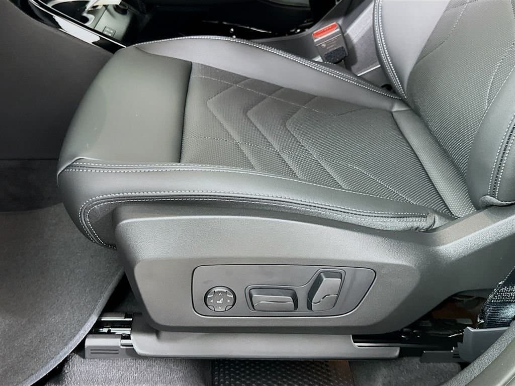 2026 BMW X1 - Image 21