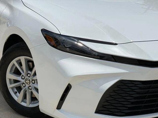 2026 Toyota Camry - Image 32