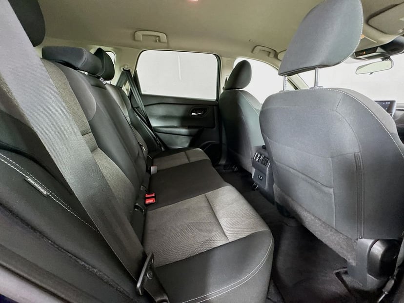 2024 Nissan Rogue - Image 32