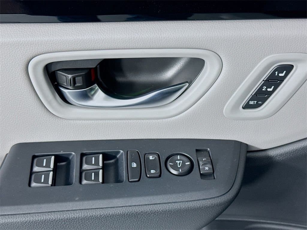2025 HONDA Pilot - Image 26