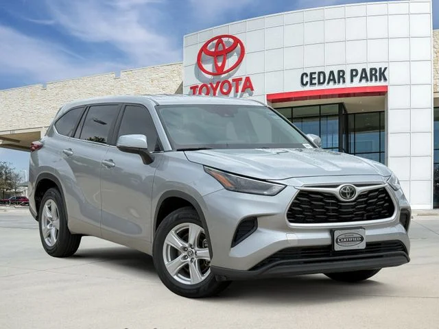 2023 Toyota Highlander - Image 1
