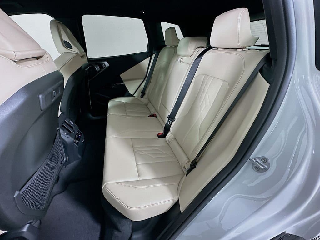 2026 BMW X3 - Image 17
