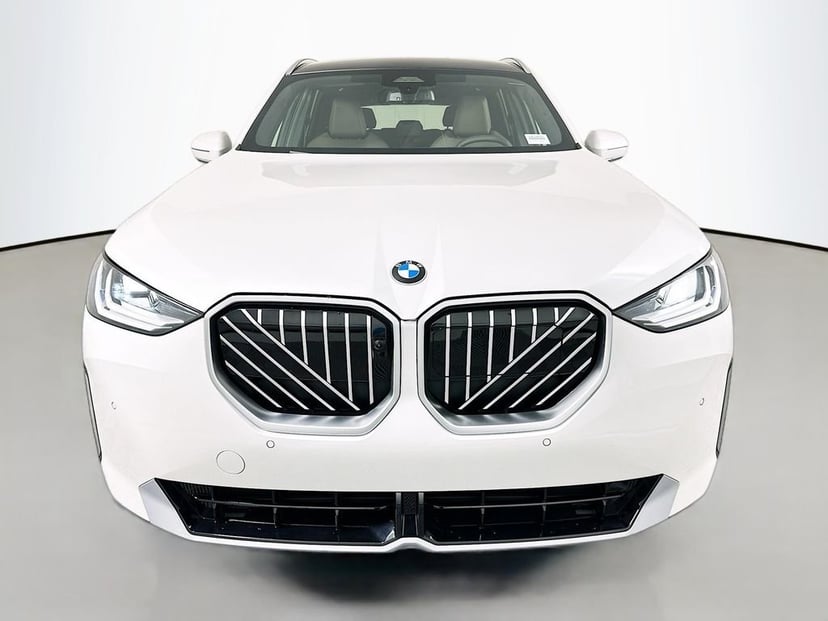2026 BMW X3 - Image 3