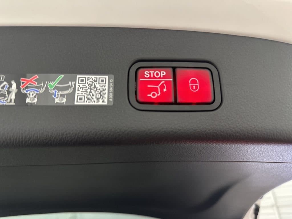 2026 MERCEDES-BENZ GLC - Image 26