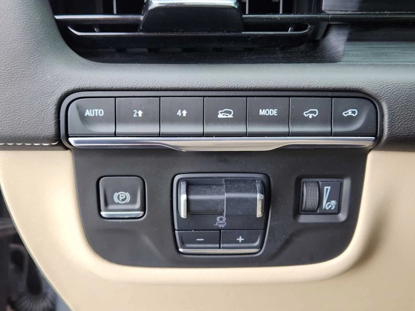 2021 Cadillac Escalade ESV - Image 21