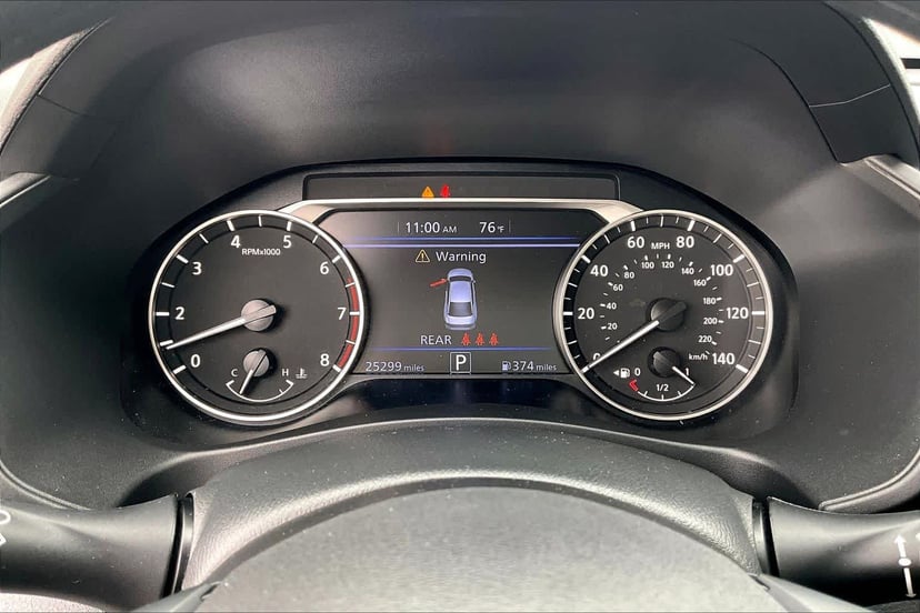 2025 Nissan Altima - Image 25