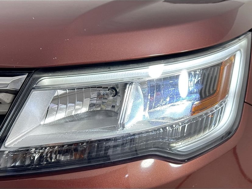2018 Ford Explorer - Image 38