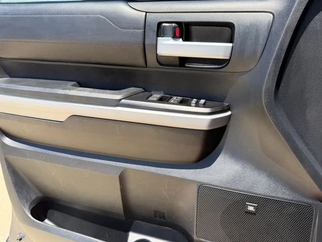 2019 Toyota Tundra - Image 22