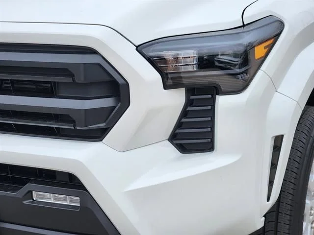 2026 Toyota Tacoma - Image 5
