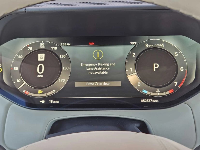 2023 Land Rover Range Rover - Image 16