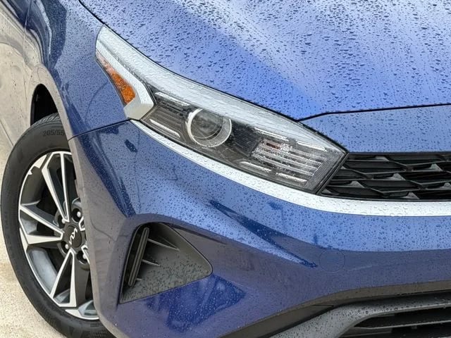 2023 Kia Forte - Image 3