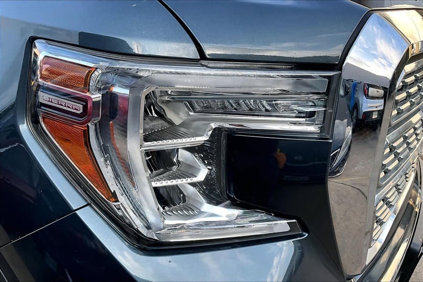 2019 GMC Sierra 1500 - Image 26