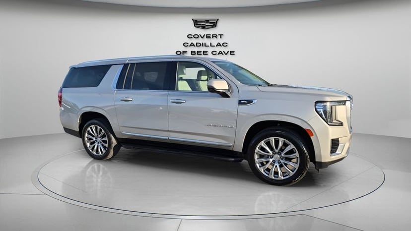 2023 GMC Yukon XL - Image 12
