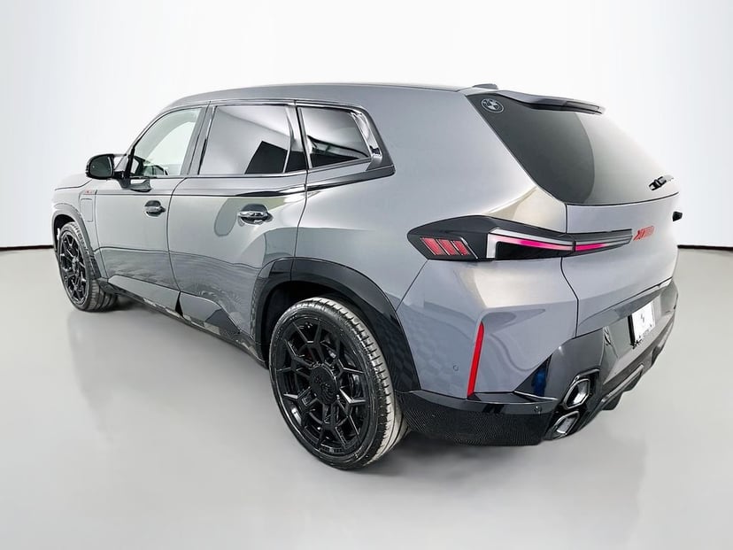 2026 BMW XM - Image 7