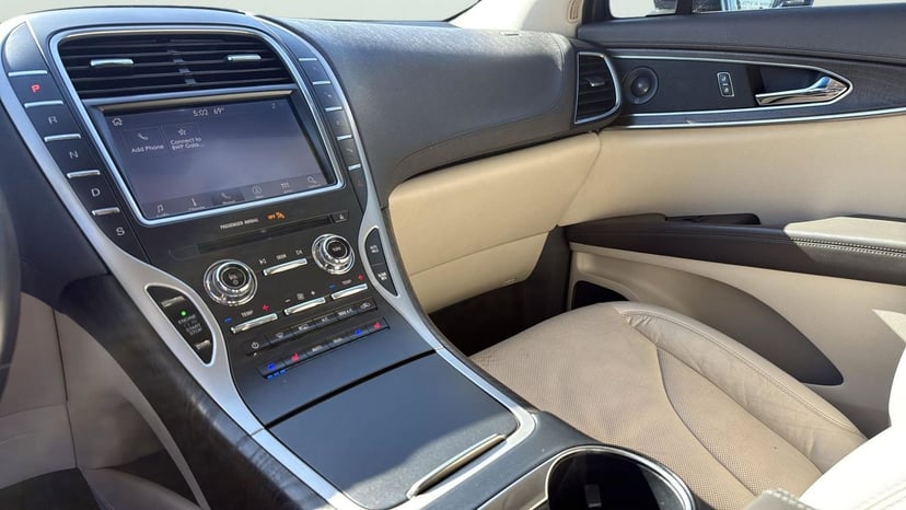 2020 Lincoln Nautilus - Image 20