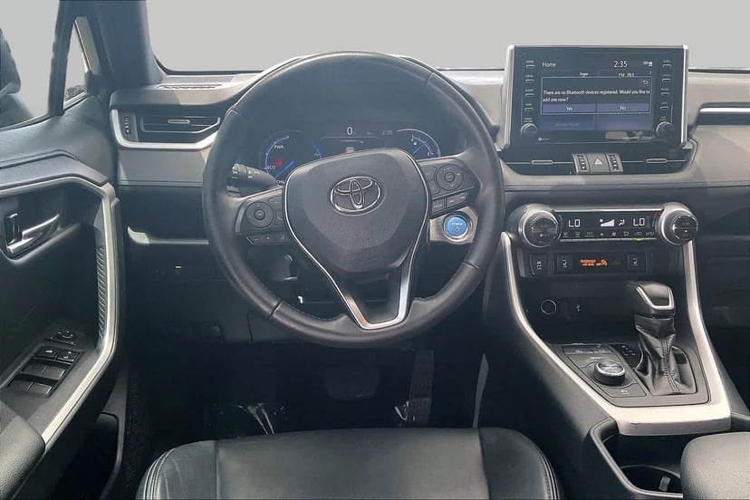 2021 Toyota RAV4 - Image 6