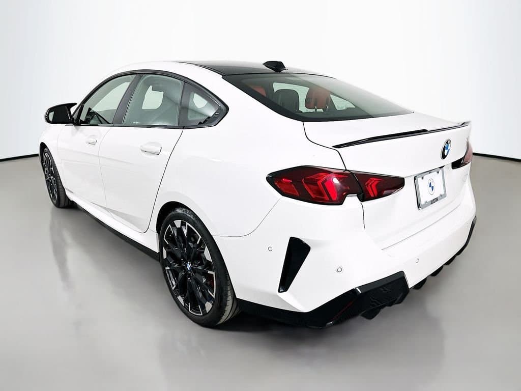 2025 BMW 2 Series - Image 7