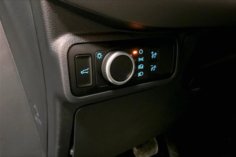 2026 Ford Explorer - Image 18