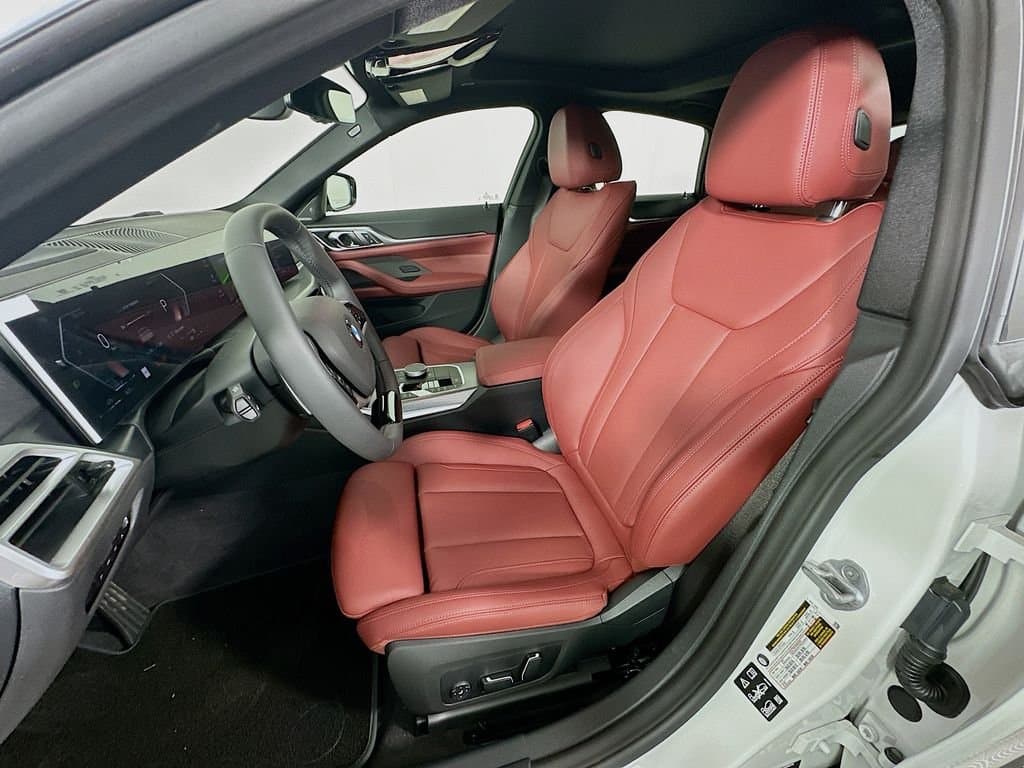 2026 BMW 4 Series - Image 16