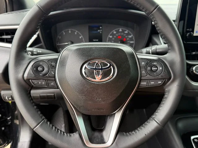 2025 Toyota Corolla - Image 14