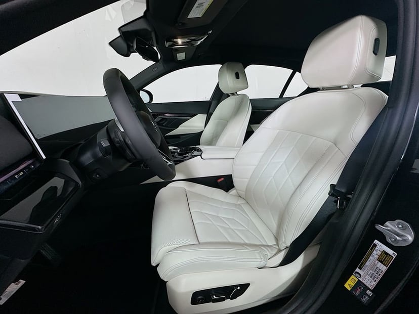 2026 BMW 5 Series - Image 16