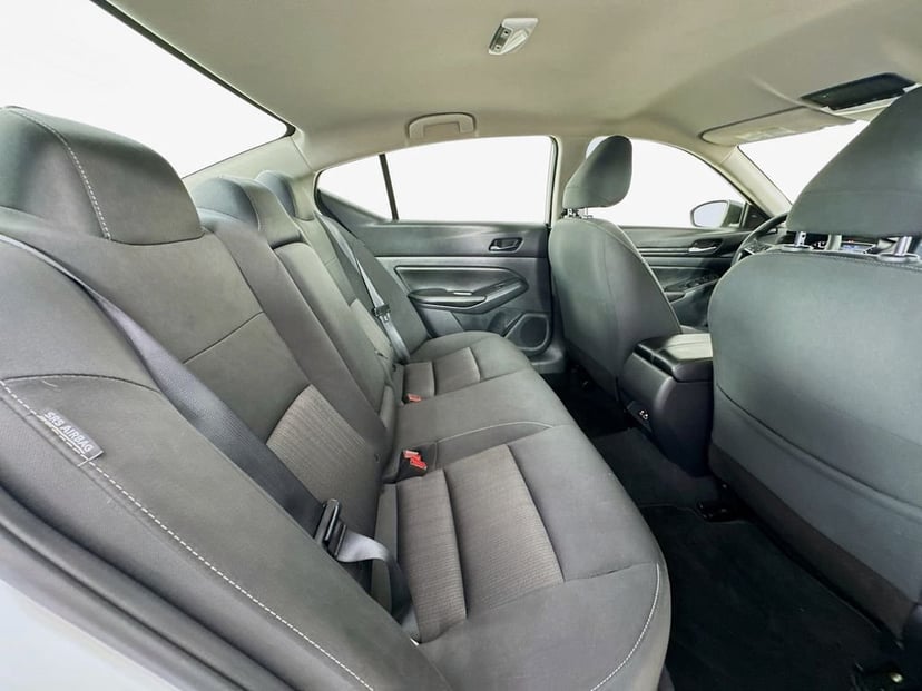 2025 Nissan Altima - Image 31