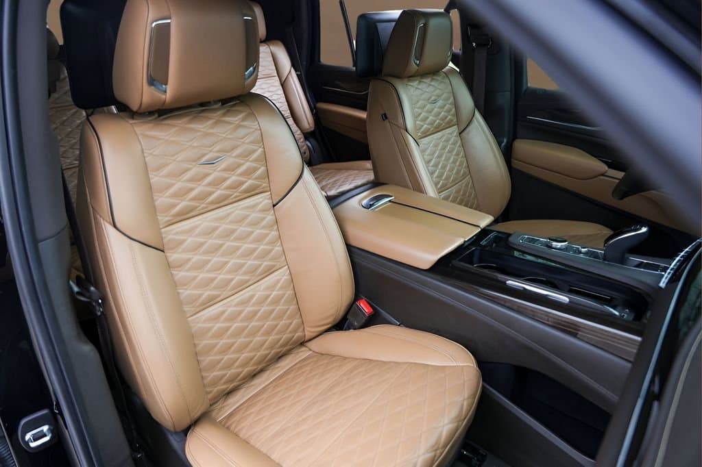 2021 Cadillac Escalade - Image 33