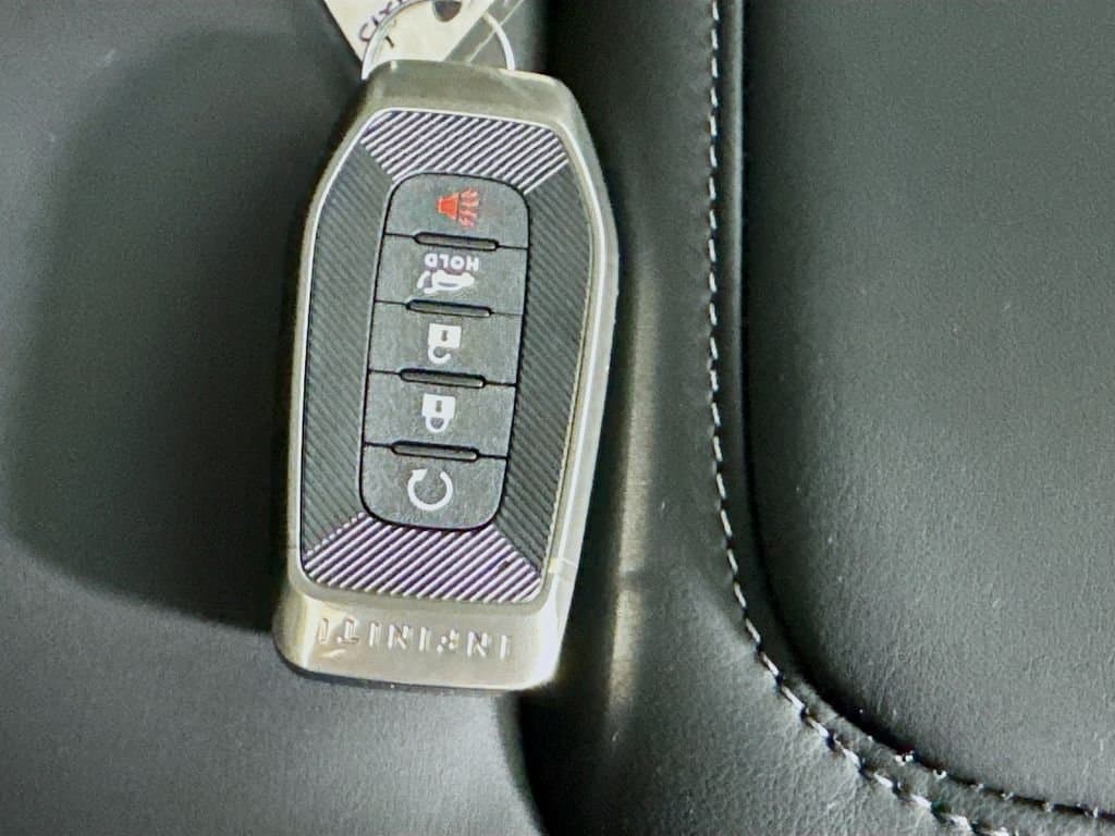 2026 INFINITI QX80 - Image 39